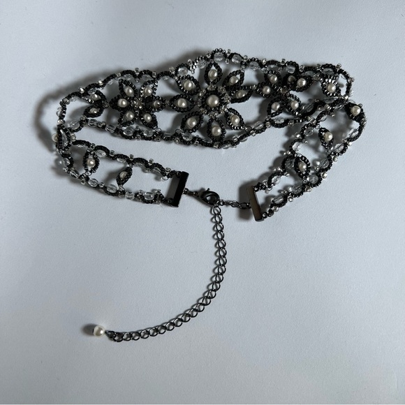Beaded Floral Choker - Picture 1 of 6